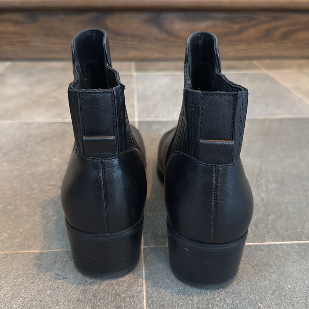 Halogen booties - Picture 3 of 4
